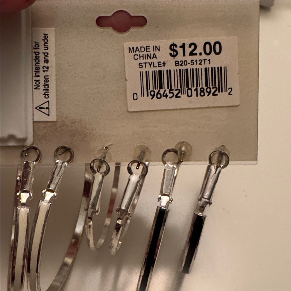 Arizona Jean Company Shiny Silver Hoop Earrings - Picture 2 of 2